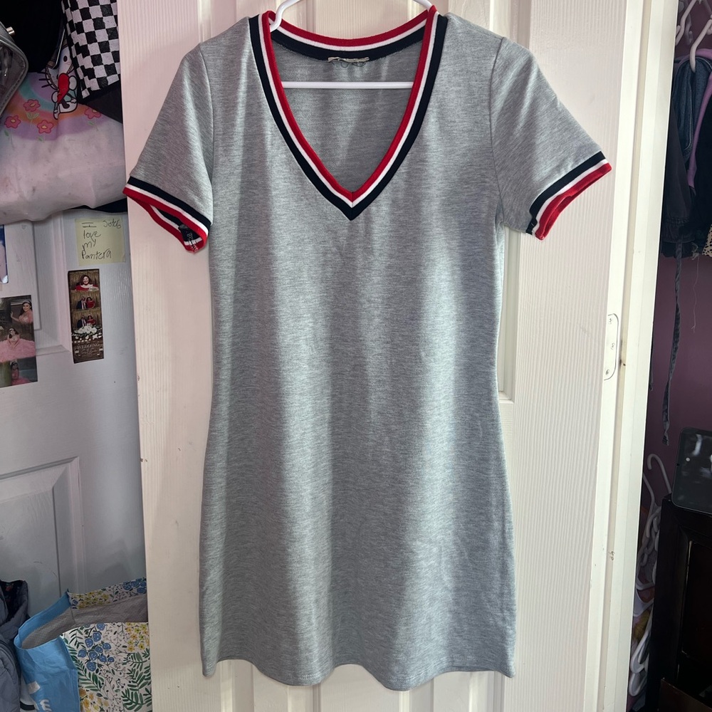 Collared Vneck Knit Dress